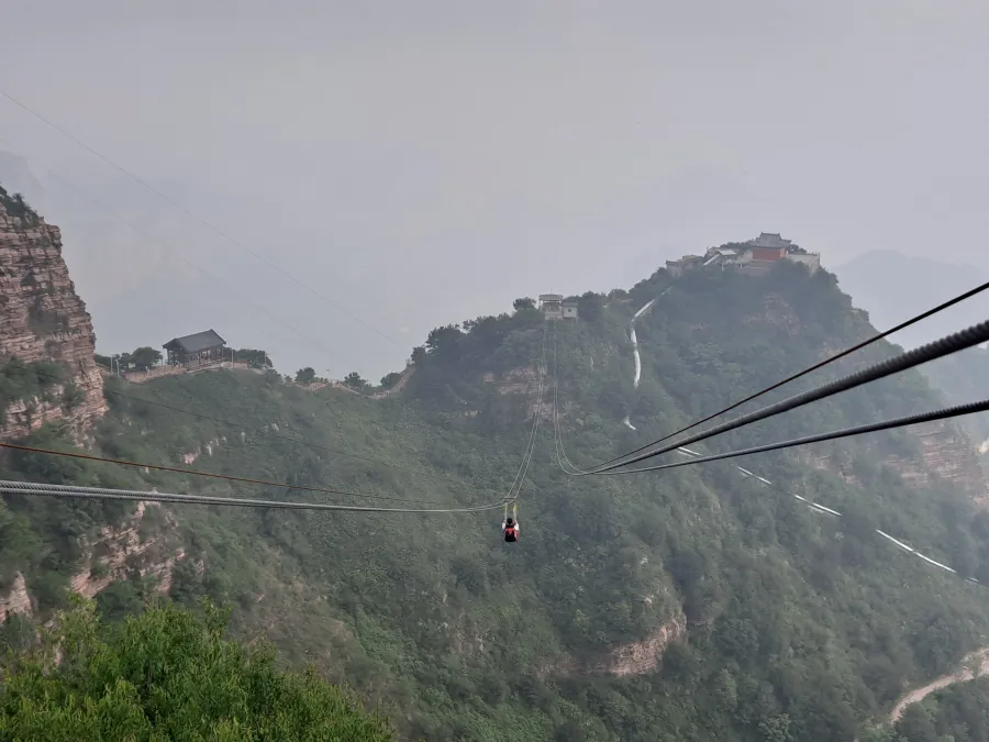 Welcome to the Mountains of Kung Fu 기사 대표 사진