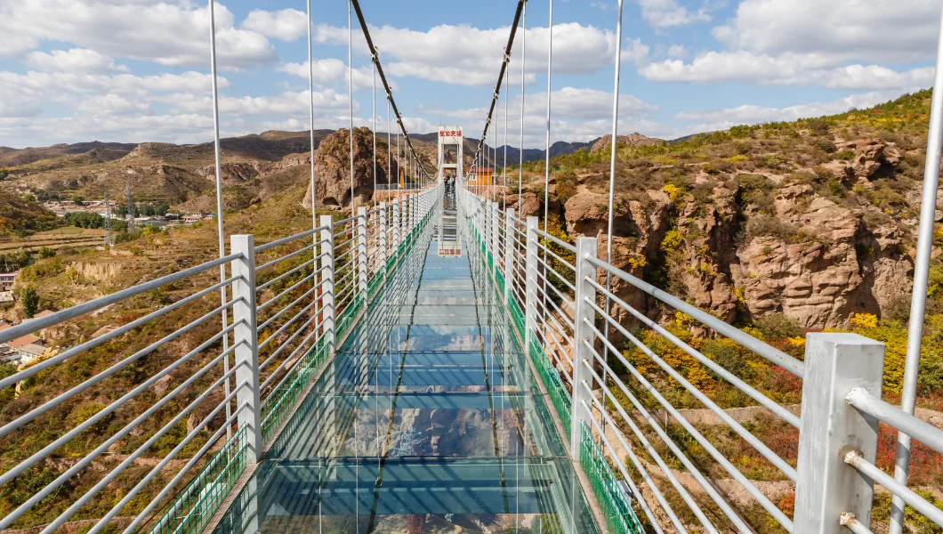 Amazing Glass Bridges 기사 대표 사진